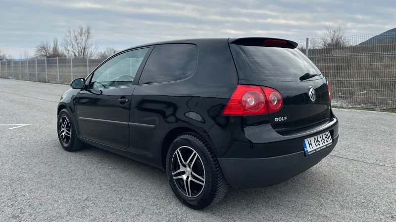 VW Golf 1.6MPI 102кс , снимка 5 - Автомобили и джипове - 53499181