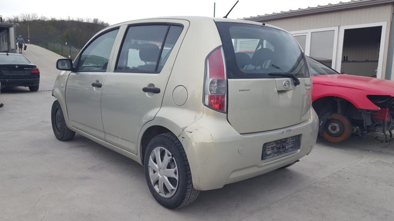Daihatsu Sirion 1.0i, снимка 1 - Автомобили и джипове - 32614184