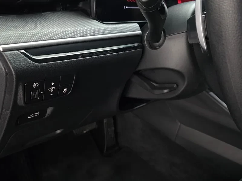 Kia K5 2.0 Prestige, снимка 14 - Автомобили и джипове - 55739100