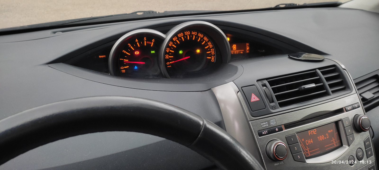 Toyota Corolla verso 2.0 D4D  - изображение 1