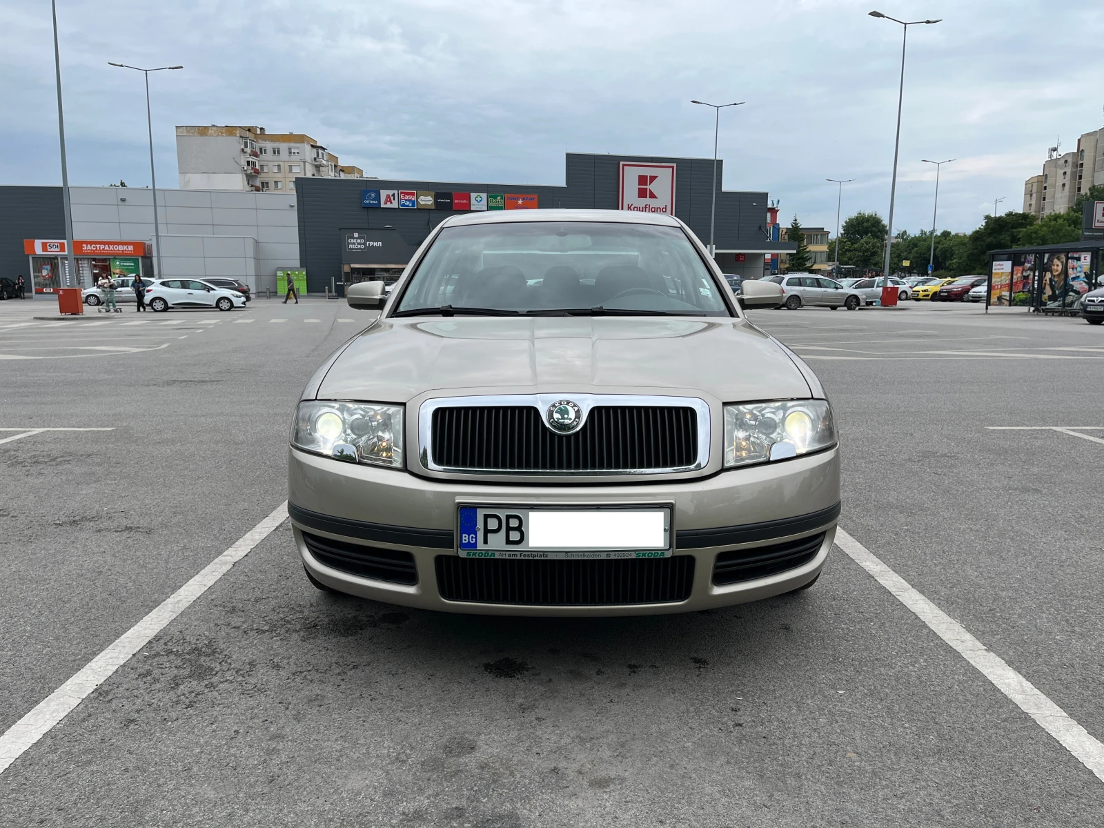 Skoda Superb 2.0i - изображение 6