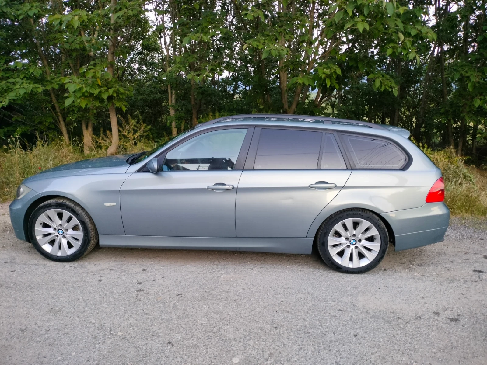 BMW 320  - изображение 2
