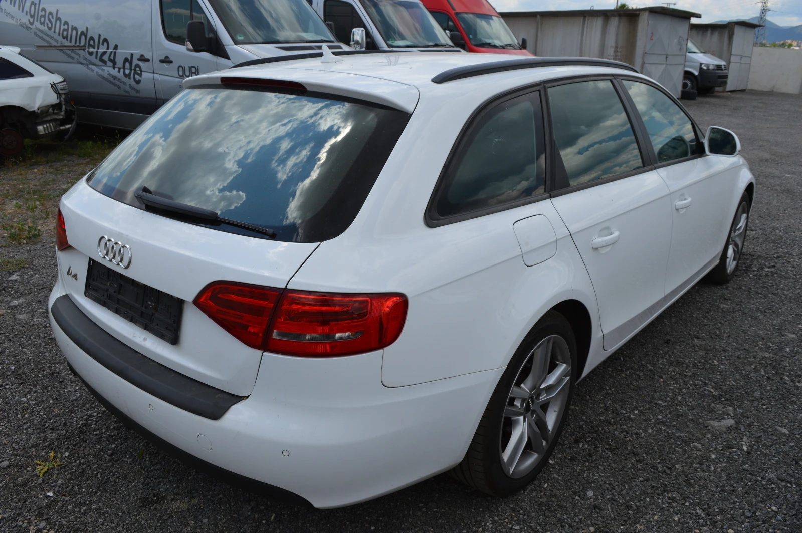 Audi A4 2.0TDI-AVTOMAT-НЕ ПАЛИ - изображение 4