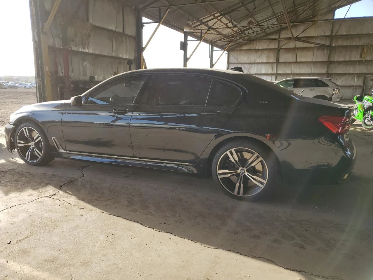 BMW 760 M760* XI* M-PACK* БИЗНЕС ПАКЕТ* ФУЛЛ ЕКСТРИ - изображение 4