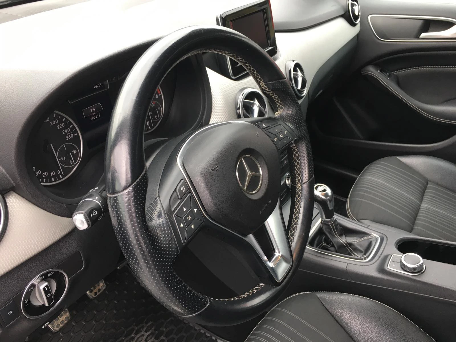 Mercedes-Benz B 200  - изображение 9