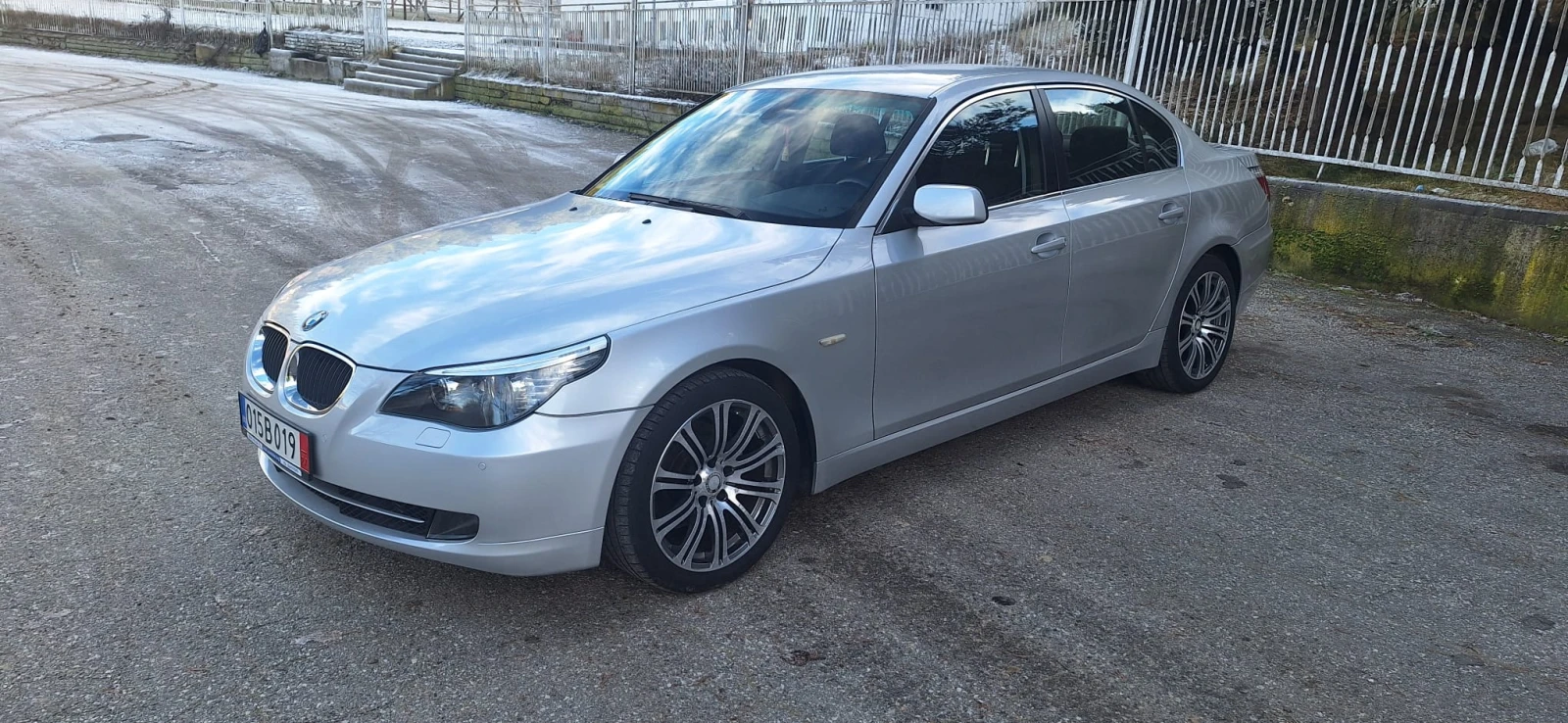 BMW 520 163к.с - изображение 3