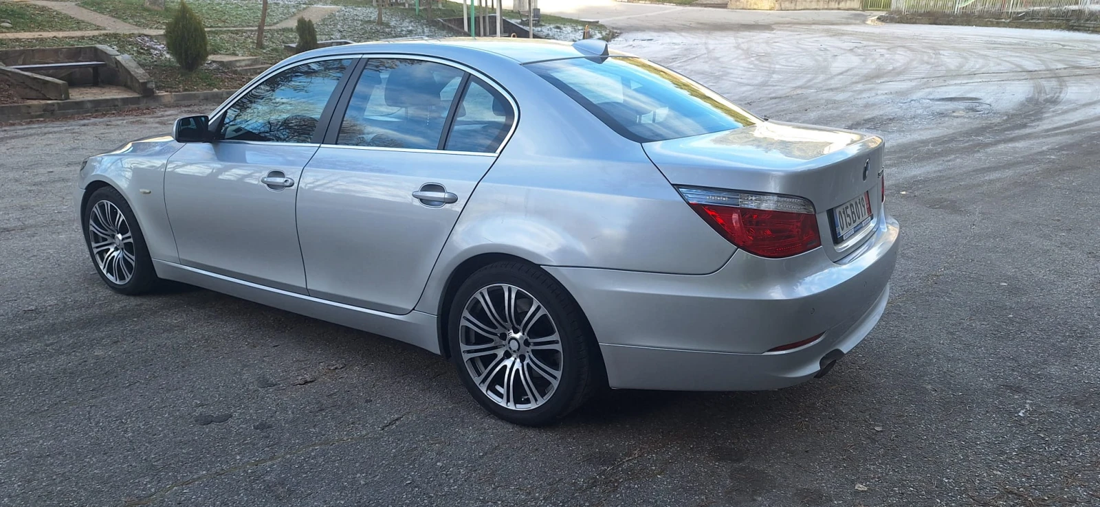 BMW 520 163к.с - изображение 4