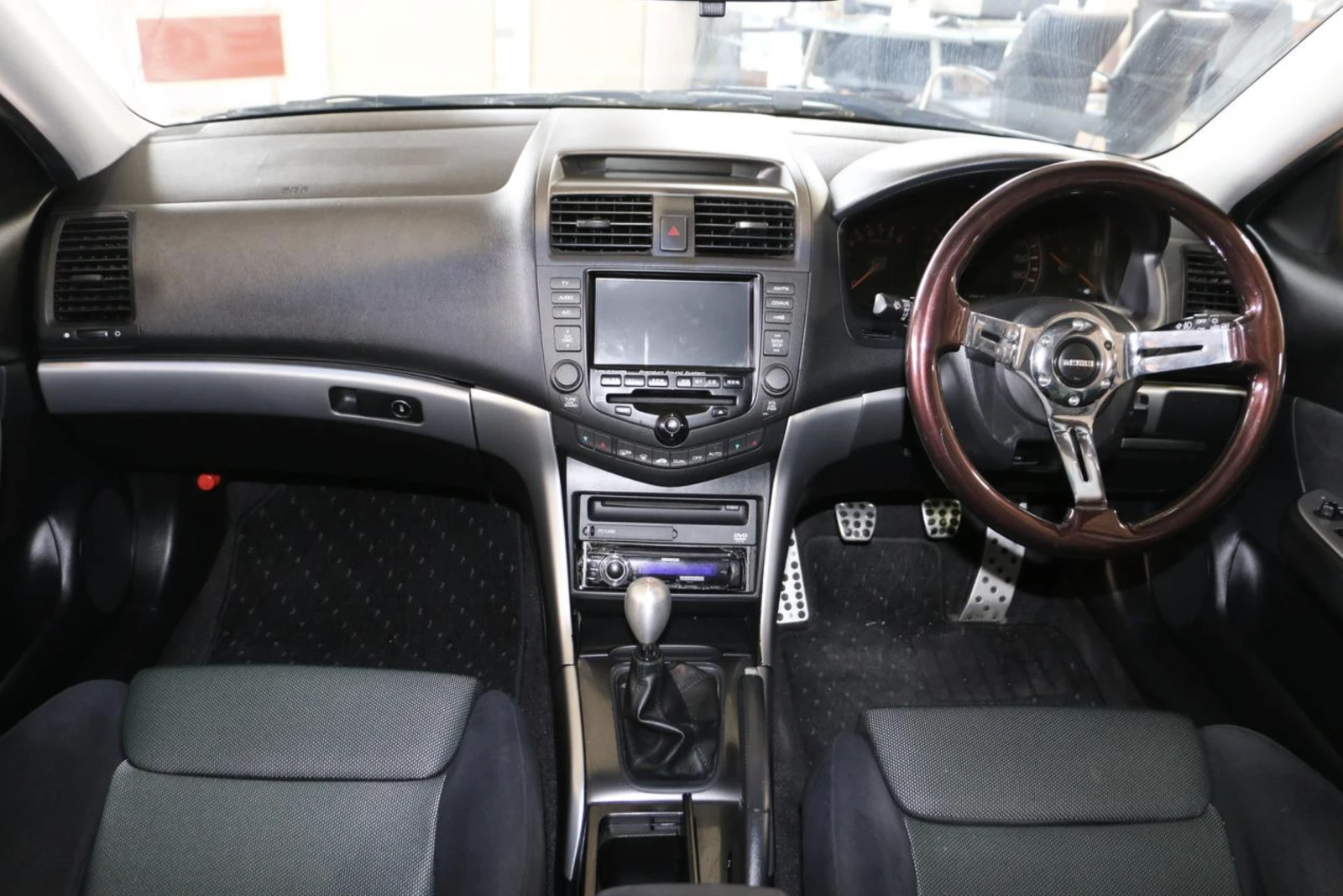 Honda Accord EURO R, снимка 13 - Автомобили и джипове - 53988024