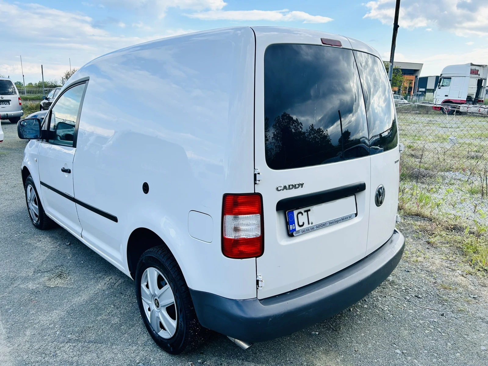 VW Caddy 2.0* ГАЗ* МЕТАН* БЕНЗИН, снимка 3 - Автомобили и джипове - 54399551