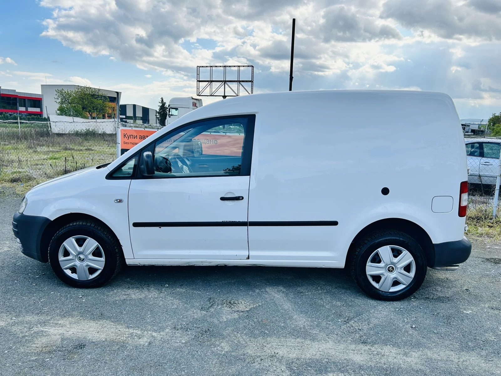 VW Caddy 2.0* ГАЗ* МЕТАН* БЕНЗИН, снимка 2 - Автомобили и джипове - 54399551