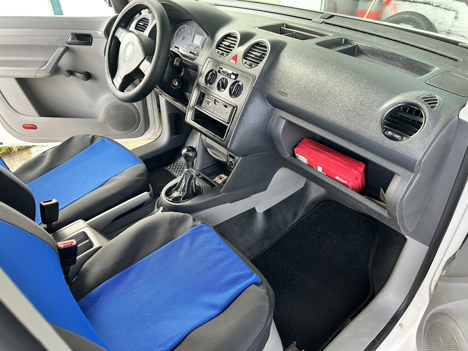 VW Caddy 2.0* ГАЗ* МЕТАН* БЕНЗИН, снимка 10 - Автомобили и джипове - 54399551