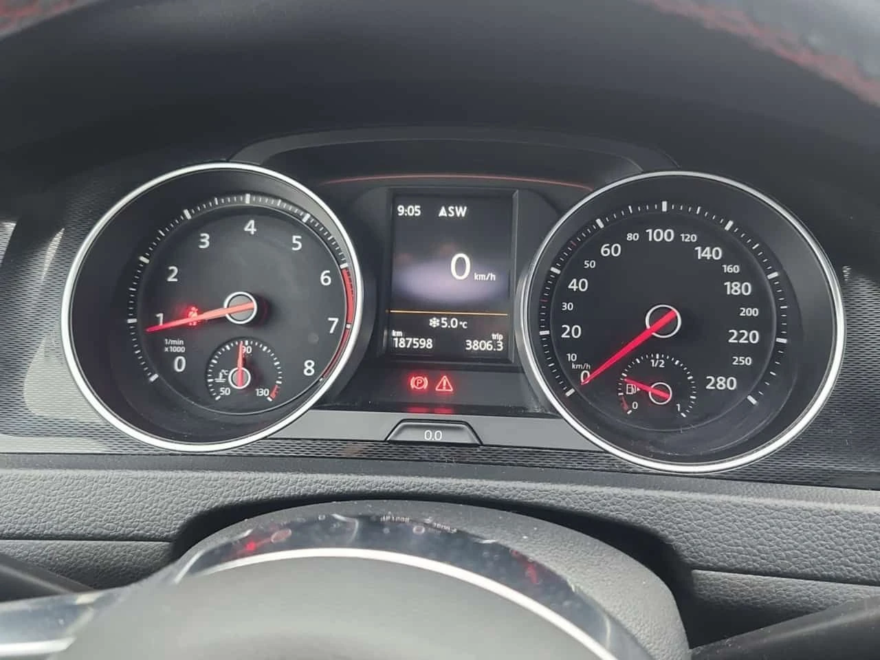 VW Golf GTI/CARFAX/Дистроник/Панорама/Подгрев, снимка 9 - Автомобили и джипове - 54403184