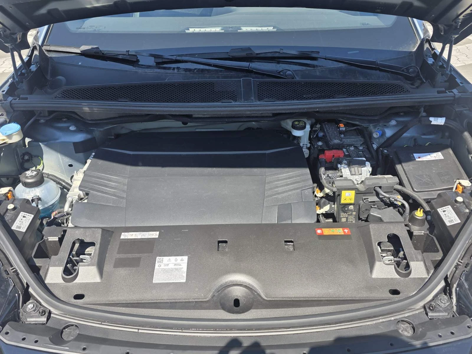 Peugeot 3008, снимка 3 - Автомобили и джипове - 54428890