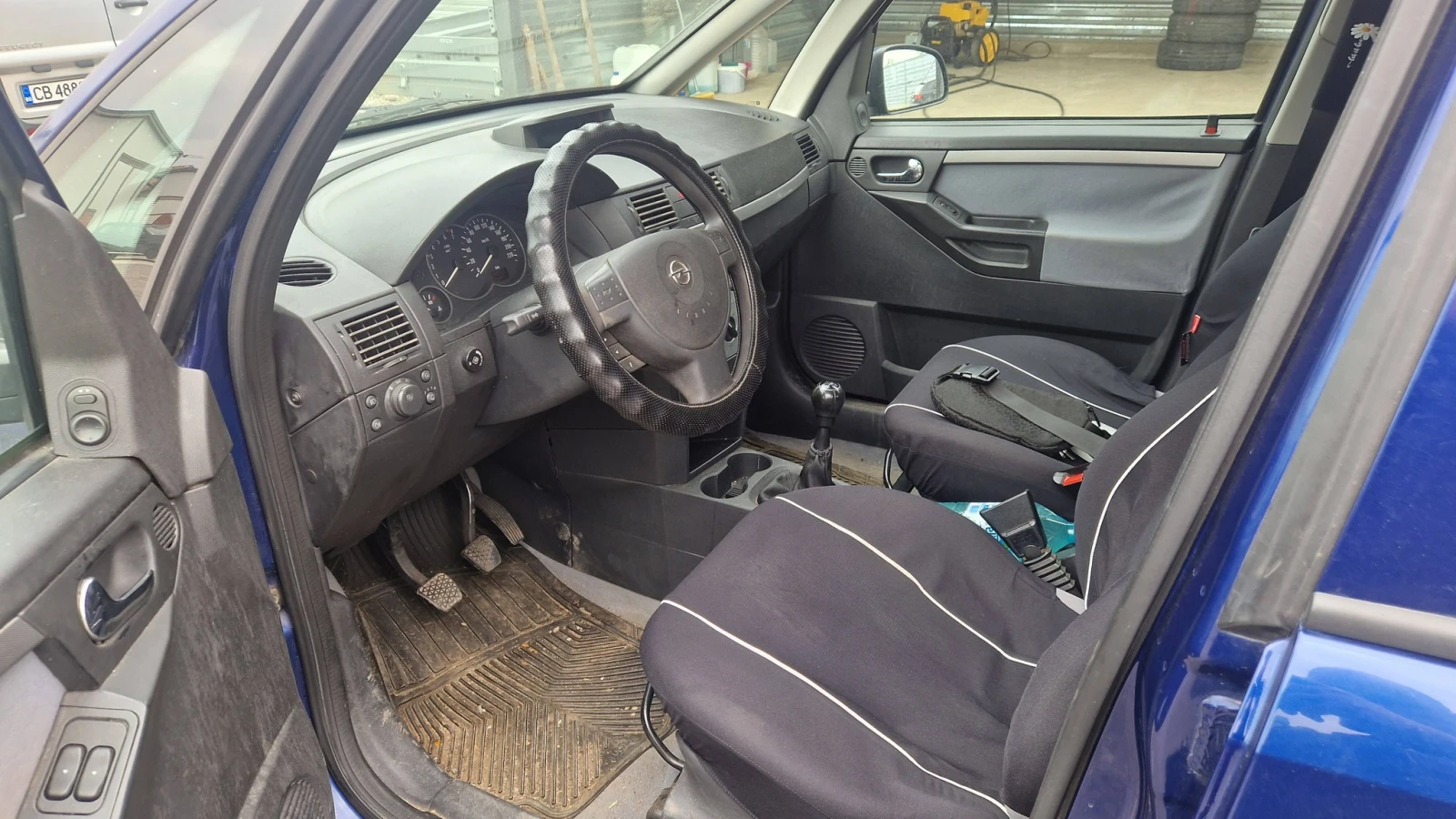 Opel Meriva 1.6 ЕЦОТЕC, снимка 4 - Автомобили и джипове - 54449331