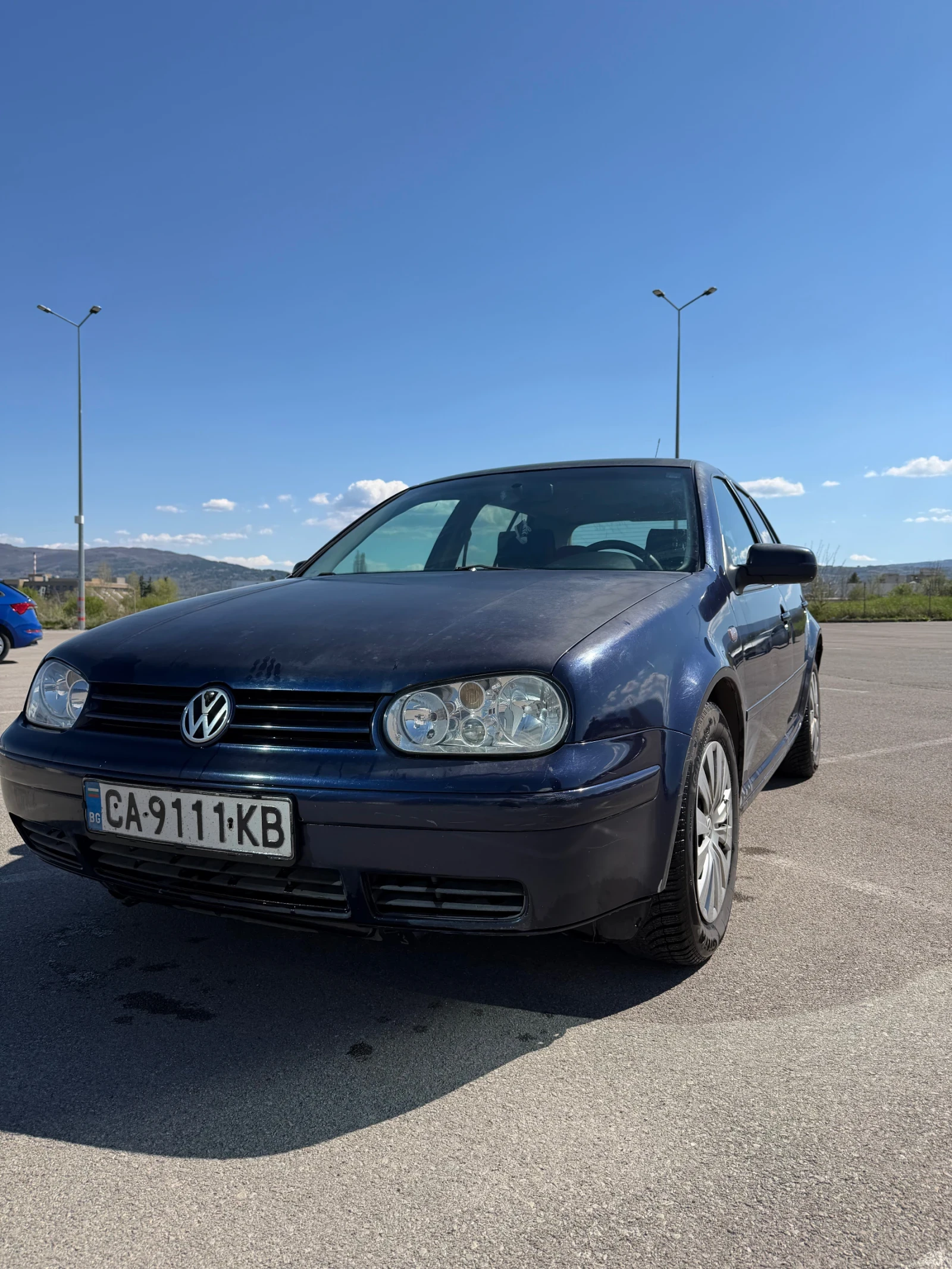 VW Golf 1.8 LPG, снимка 2 - Автомобили и джипове - 54450565
