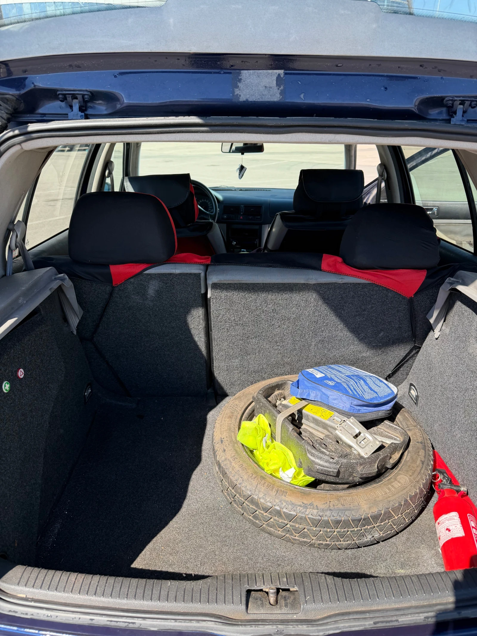 VW Golf 1.8 LPG, снимка 6 - Автомобили и джипове - 54450565