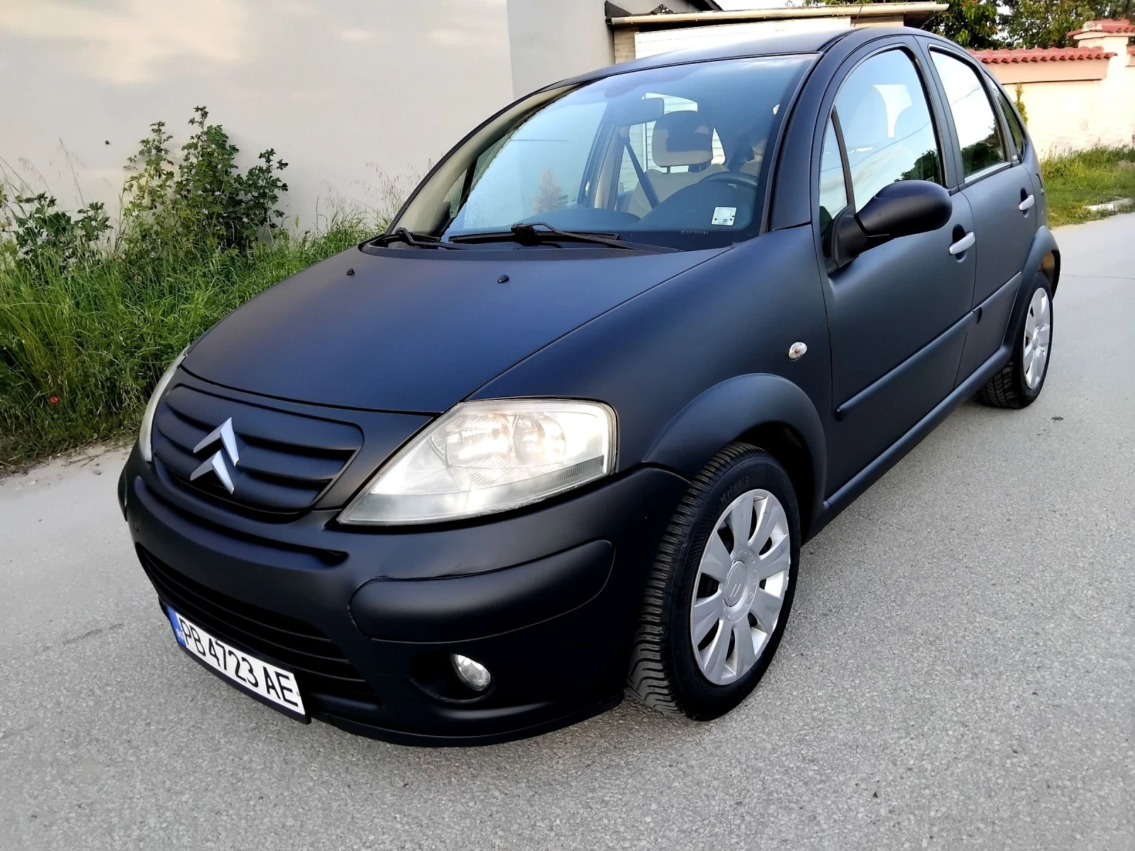 Citroen C3 1.4i.75k + КЛИМА + ГАЗОВ ИНЖЕКЦИОН. 2007г , снимка 11 - Автомобили и джипове - 54594149