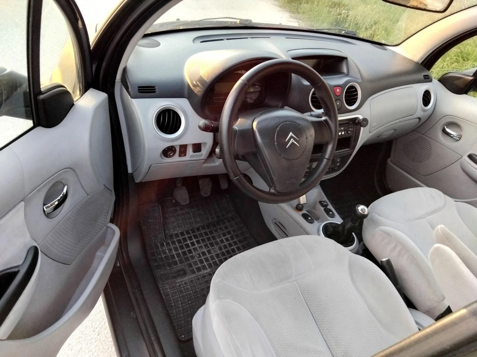Citroen C3 1.4i.75k + КЛИМА + ГАЗОВ ИНЖЕКЦИОН. 2007г , снимка 16 - Автомобили и джипове - 54594149