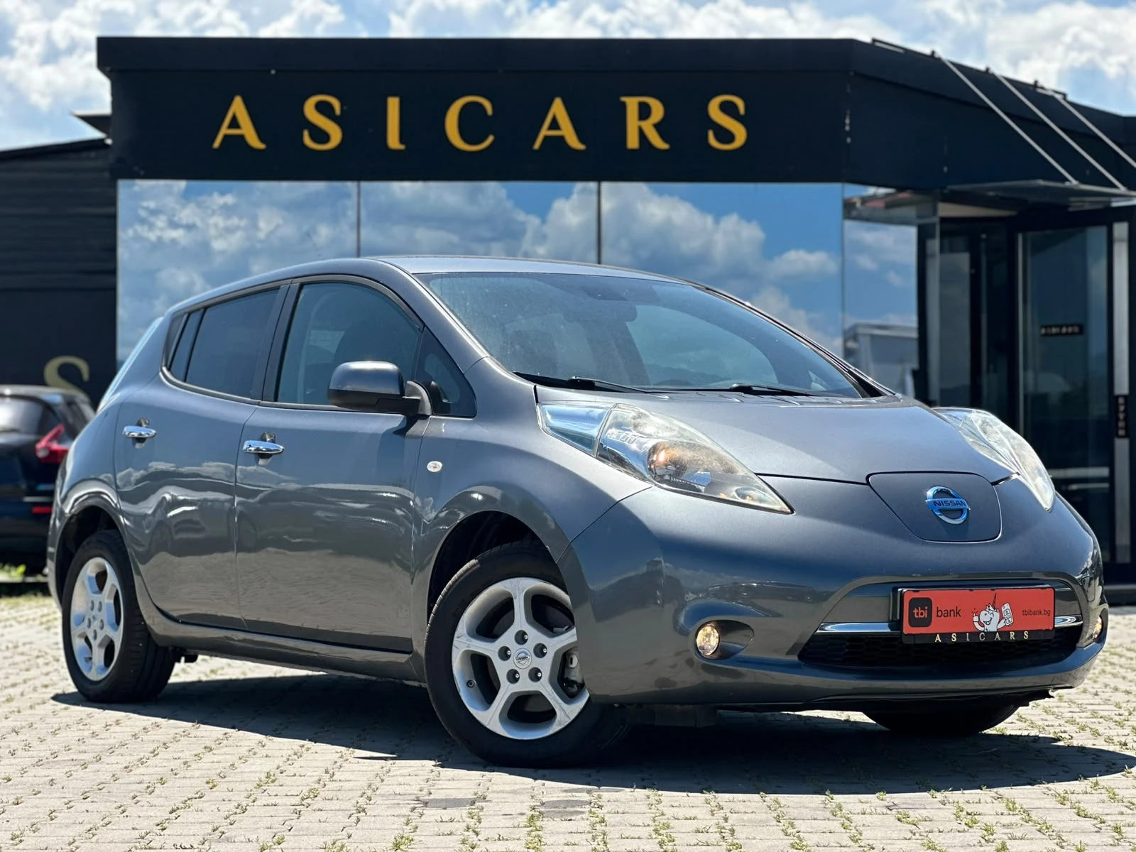 Nissan Leaf  / 24kWH / TOP / , снимка 7 - Автомобили и джипове - 54853759