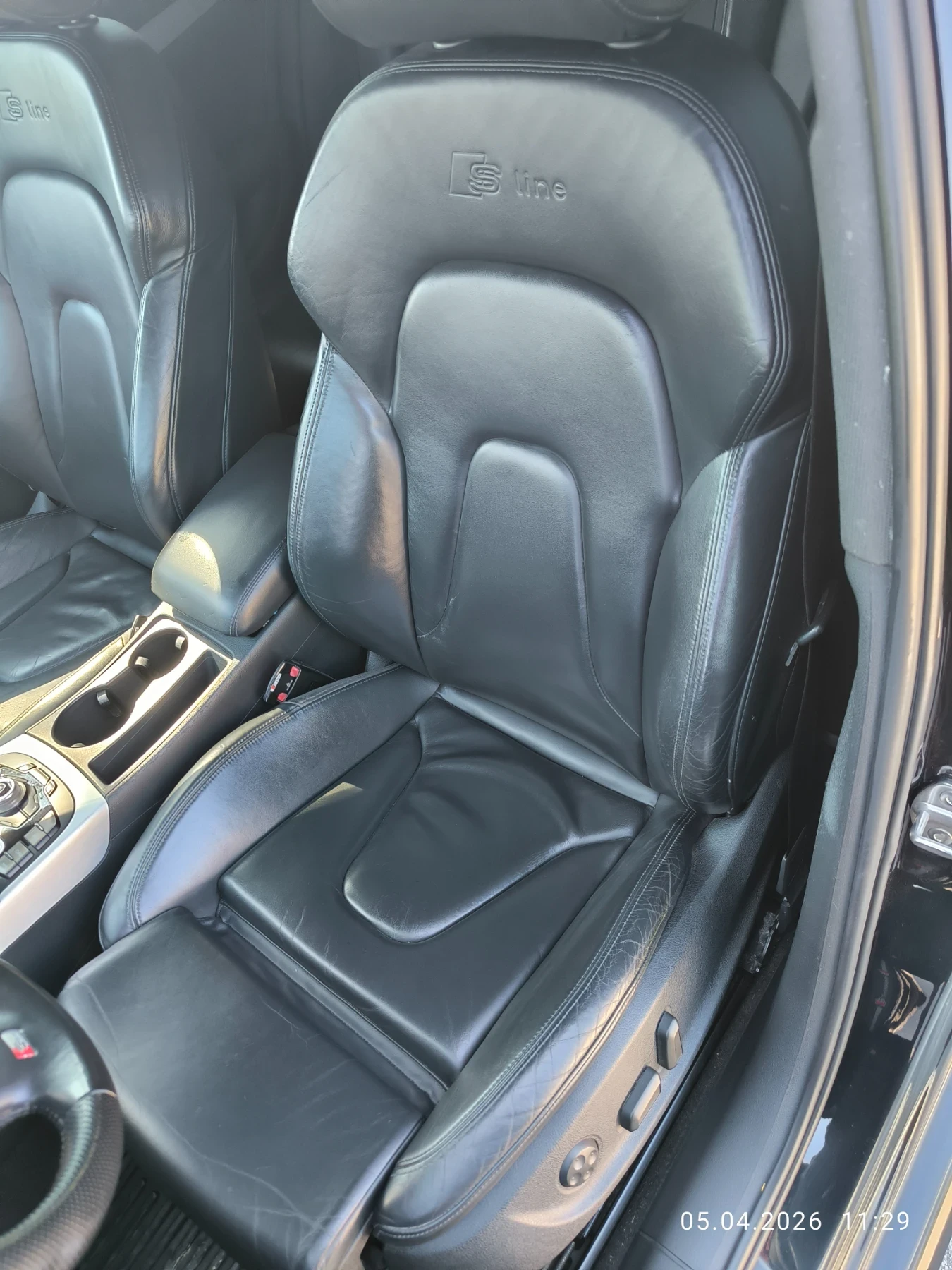 Audi A4 3.0TDI, снимка 14 - Автомобили и джипове - 55252745