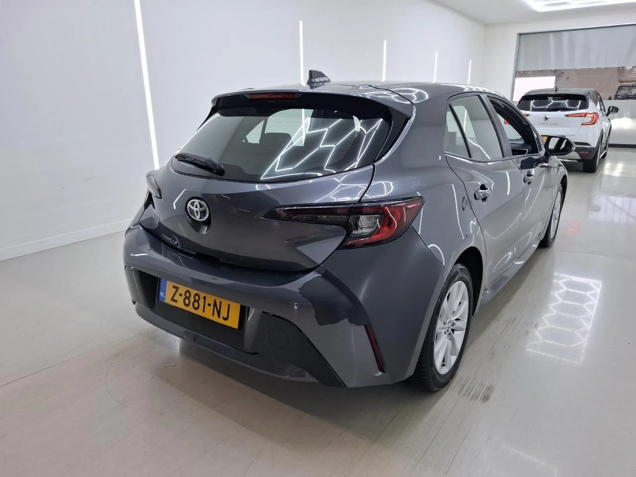 Toyota Corolla 1.8 Active, снимка 4 - Автомобили и джипове - 55375896