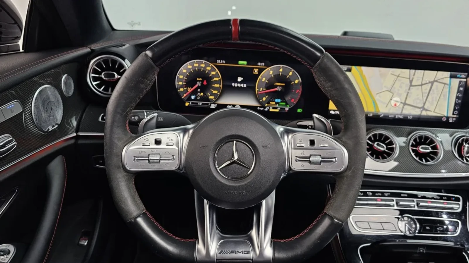 Mercedes-Benz E 53 AMG BURMESTER / 360 КАМЕРИ / ОБДУХ / МАСАЖ / HUD, снимка 9 - Автомобили и джипове - 55475705