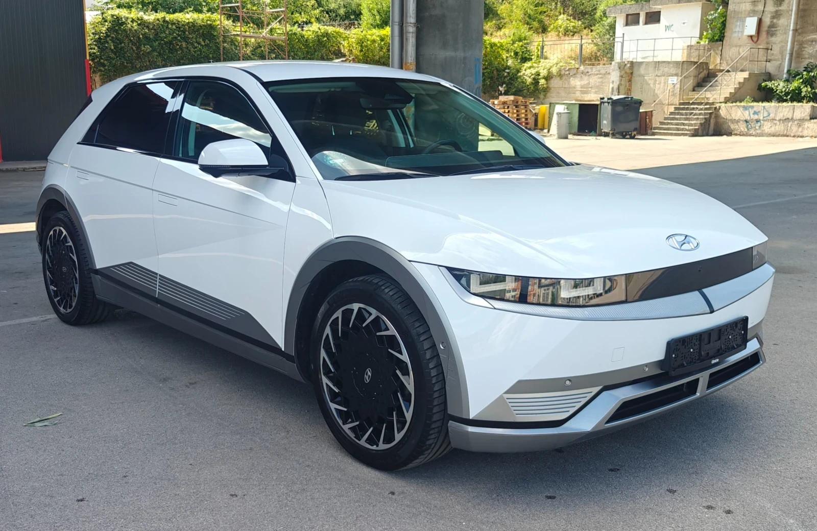 Hyundai Ioniq 5 Techniq/AWD/325hp/77kwh/360 /Гаранция, снимка 3 - Автомобили и джипове - 55625040