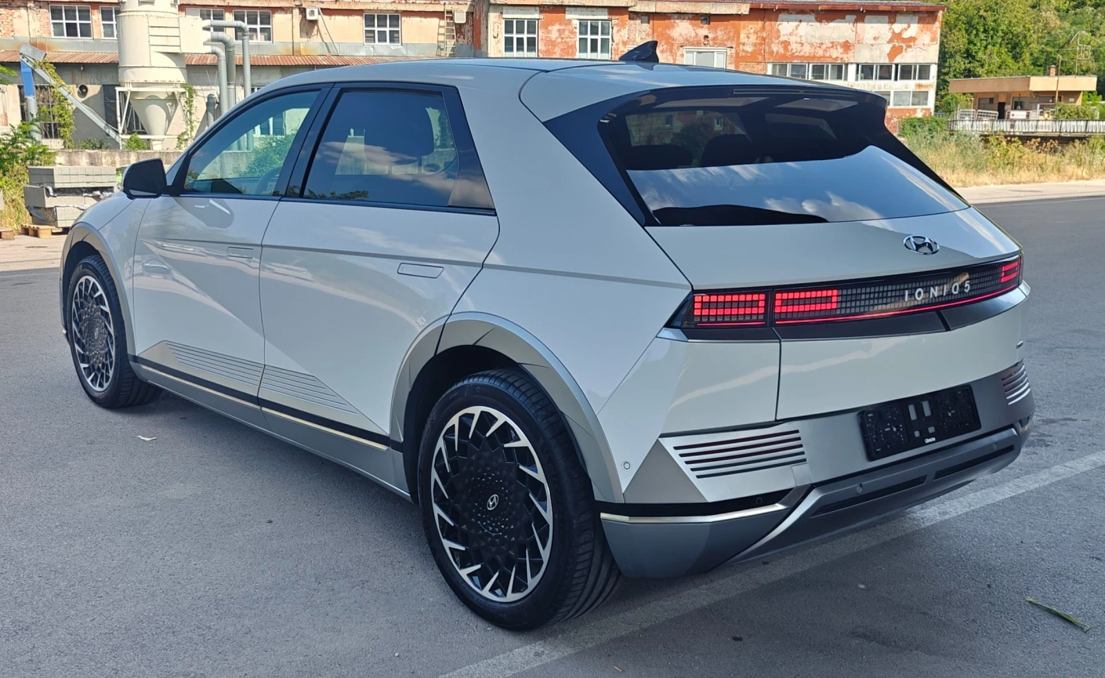 Hyundai Ioniq 5 Techniq/AWD/325hp/77kwh/360 /Гаранция, снимка 7 - Автомобили и джипове - 55625040