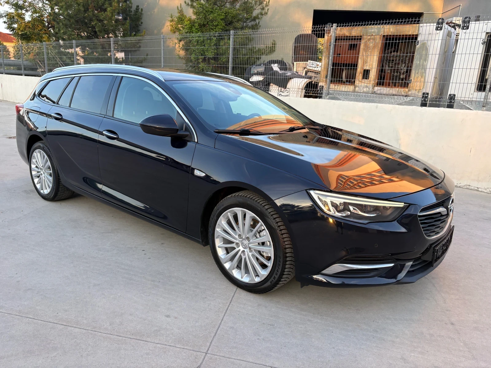 Opel Insignia 2.0 CDTI 170кс Automatic TOP, снимка 10 - Автомобили и джипове - 56176269