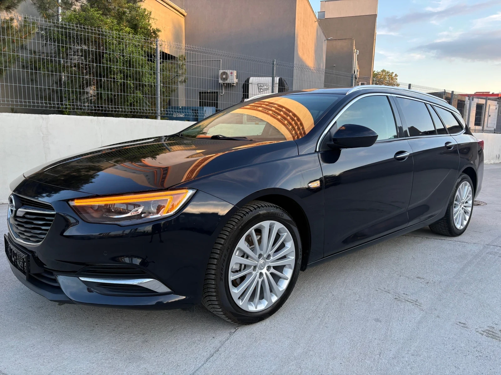 Opel Insignia 2.0 CDTI 170кс Automatic TOP, снимка 2 - Автомобили и джипове - 56176269