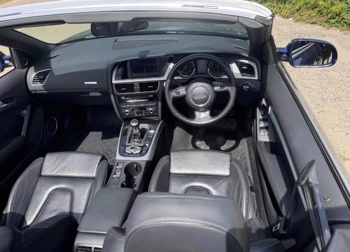Audi A5 2.0TDI S line, снимка 11 - Автомобили и джипове - 56460293