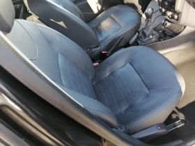 Dacia Duster 1.2i 4x4 Lux - 8600 € / 16820.14 лв. - 82896318 11