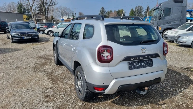 Dacia Duster 1.6 i Facelift  navi, снимка 7 - Автомобили и джипове - 44615975