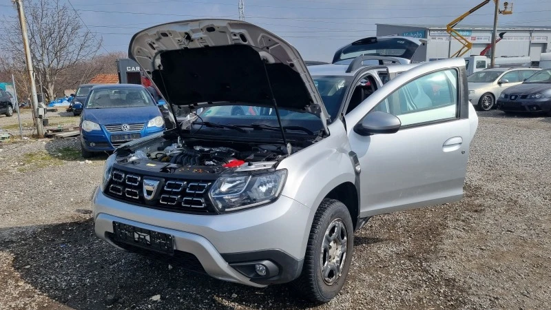 Dacia Duster 1.6 i Facelift  navi, снимка 13 - Автомобили и джипове - 44615975