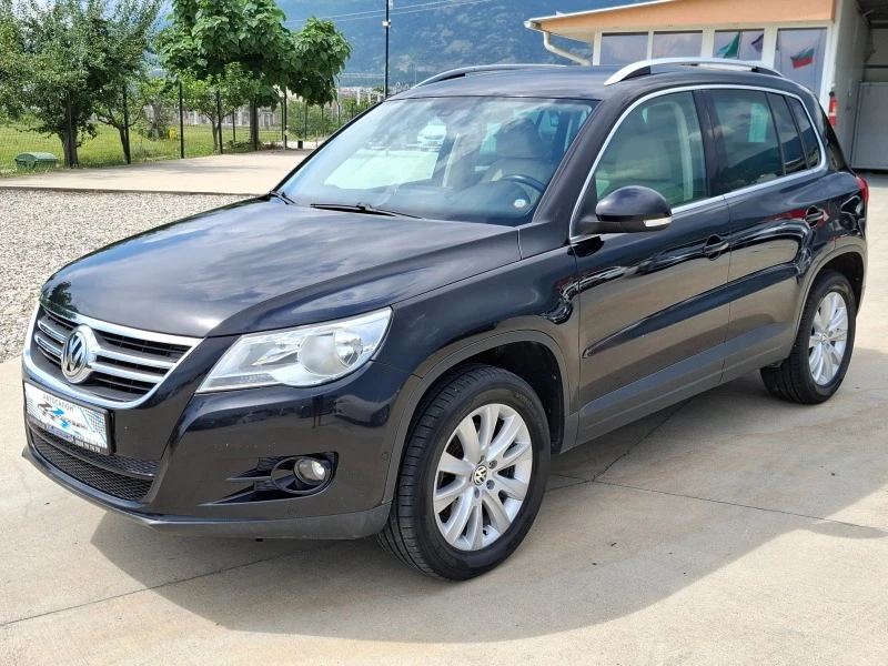 VW Tiguan 2.0TDI/DSG/4x4, снимка 1 - Автомобили и джипове - 46101664