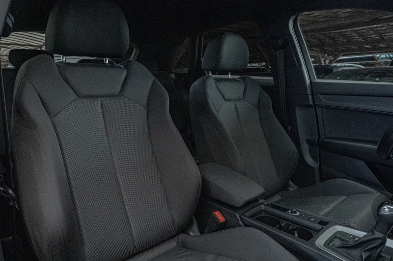 Audi Q3 35TFSI/Virtual/SideAssist/LaneAssist, снимка 11 - Автомобили и джипове - 51173151