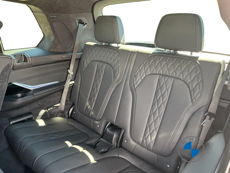 BMW X7 M60i XDRIVE H/K PANORAMA HEAD UP 360, снимка 13 - Автомобили и джипове - 52238880