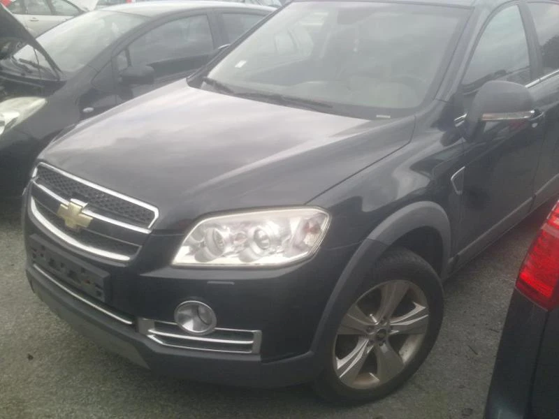 Chevrolet Captiva 2.0 VCDi, снимка 1 - Автомобили и джипове - 30101228