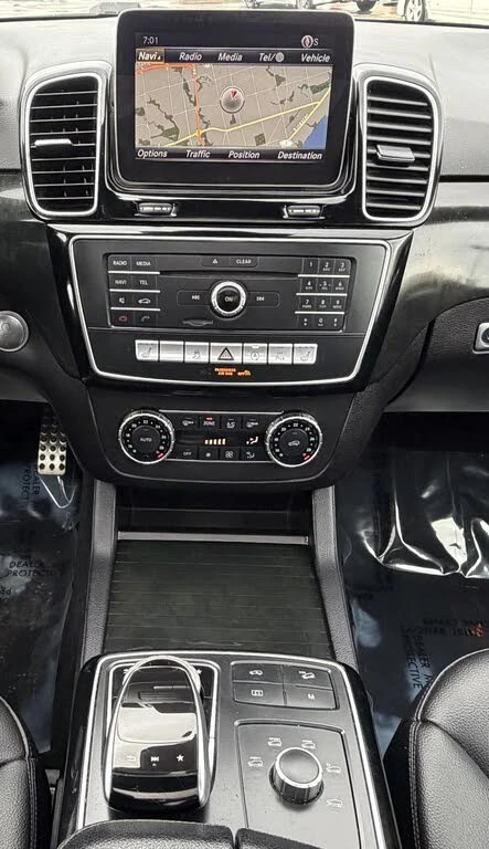 Mercedes-Benz GLC 4MATIC* АвтоКредит* (ЦЕНА ДО БГ), снимка 14 - Автомобили и джипове - 53999829