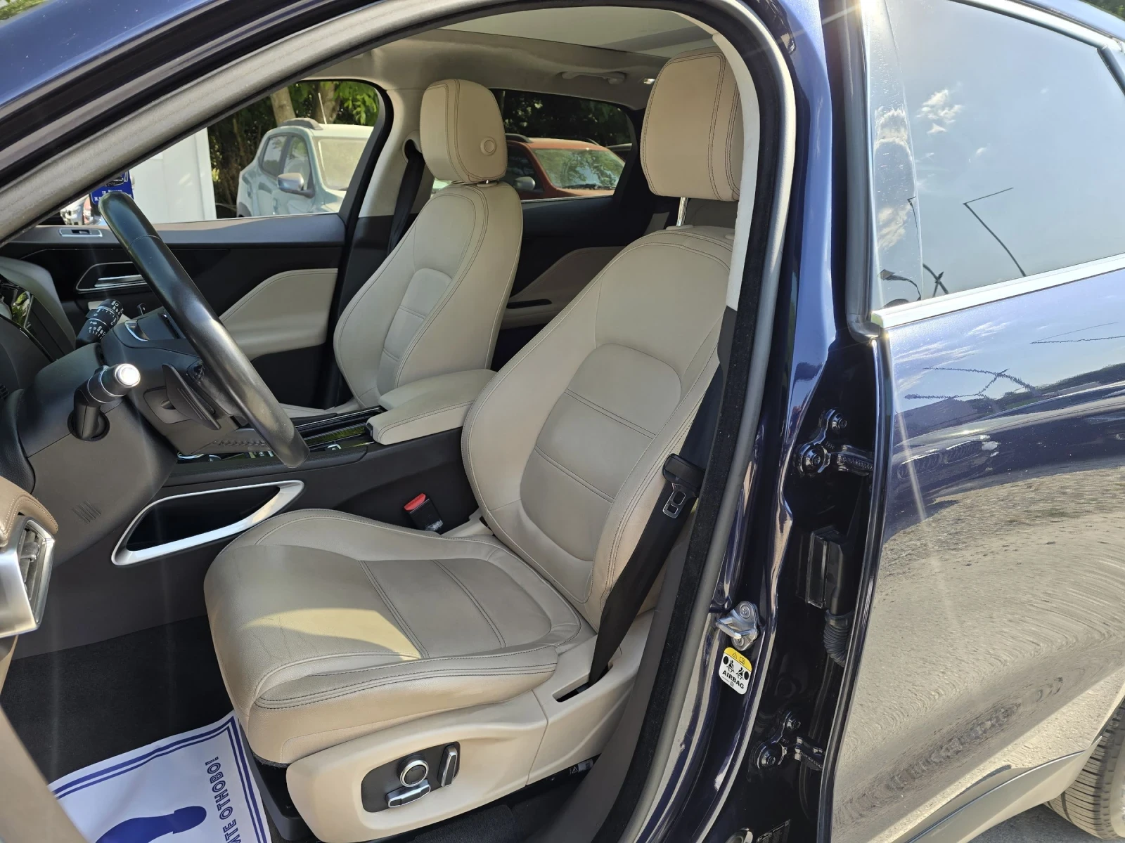 Jaguar F-PACE 2.0D 180к.с 4x4 - изображение 9