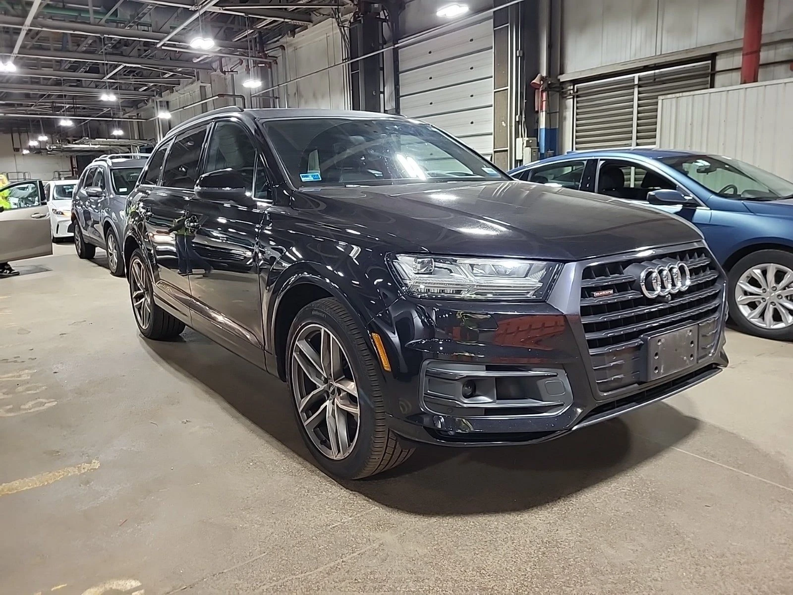 Audi Q7 PRESTIGE* MATRIX* DISTRONIK* BLACK OPTIC* * H | Mobile.bg   3