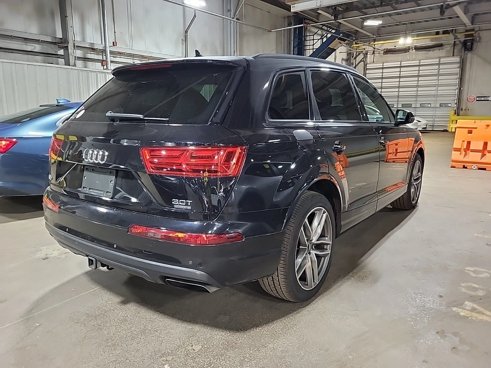 Audi Q7 PRESTIGE* MATRIX* DISTRONIK* BLACK OPTIC* * H | Mobile.bg   5