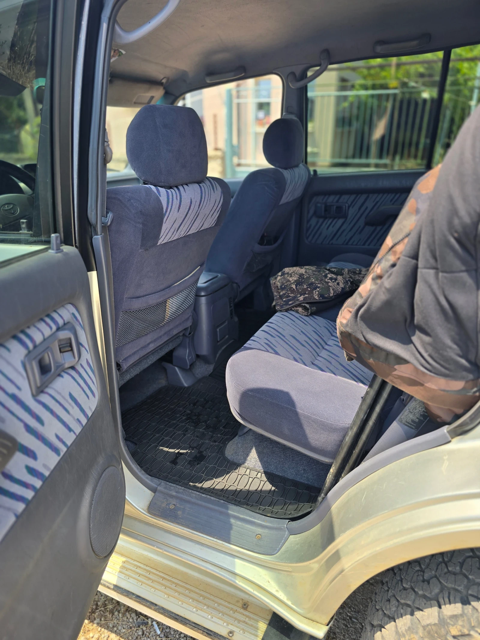 Toyota Land cruiser 3.0 125��. | Mobile.bg � ����������� 11