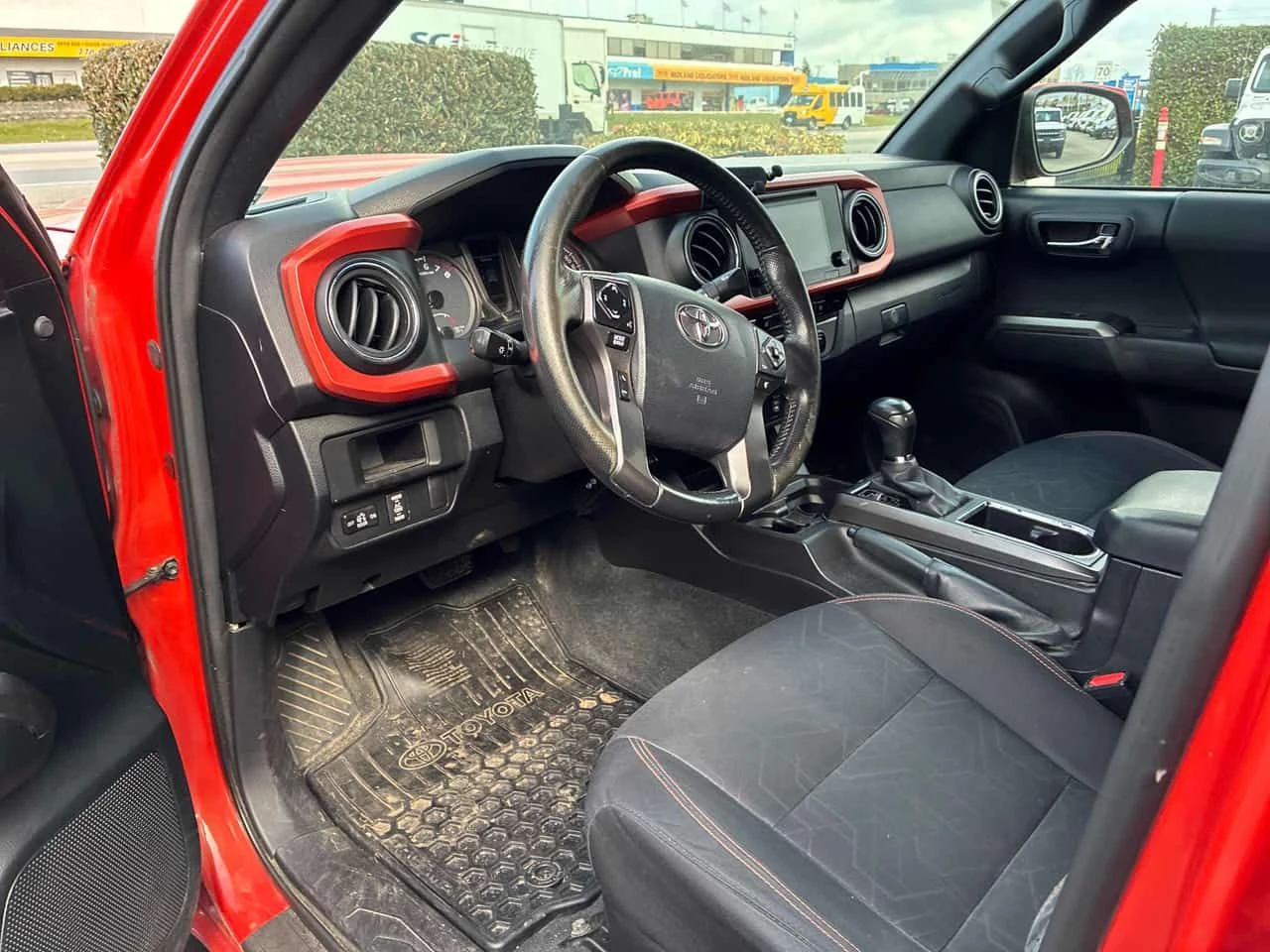 Toyota Tacoma * SR5 * CARFAX * �������� * NAVI | Mobile.bg � ����������� 5