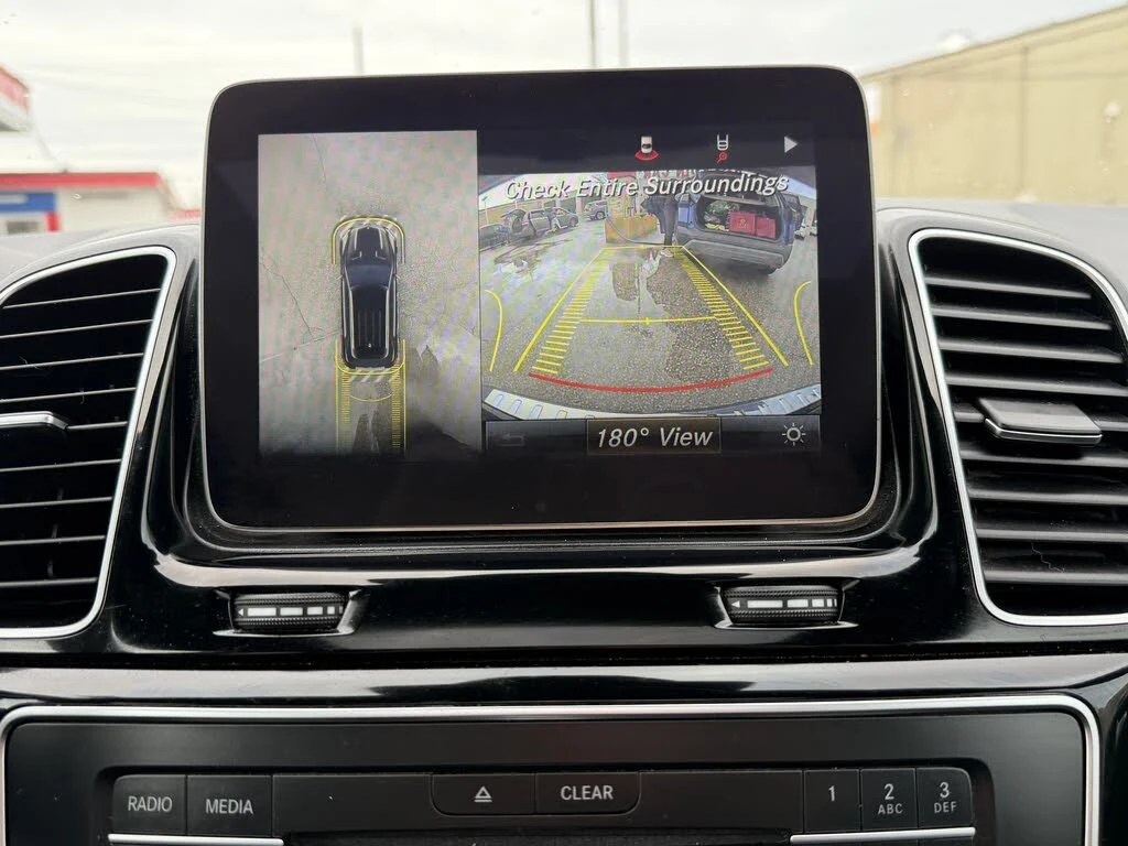 Mercedes-Benz GLC 4MATIC* АвтоКредит* (ЦЕНА ДО БГ), снимка 12 - Автомобили и джипове - 53999829