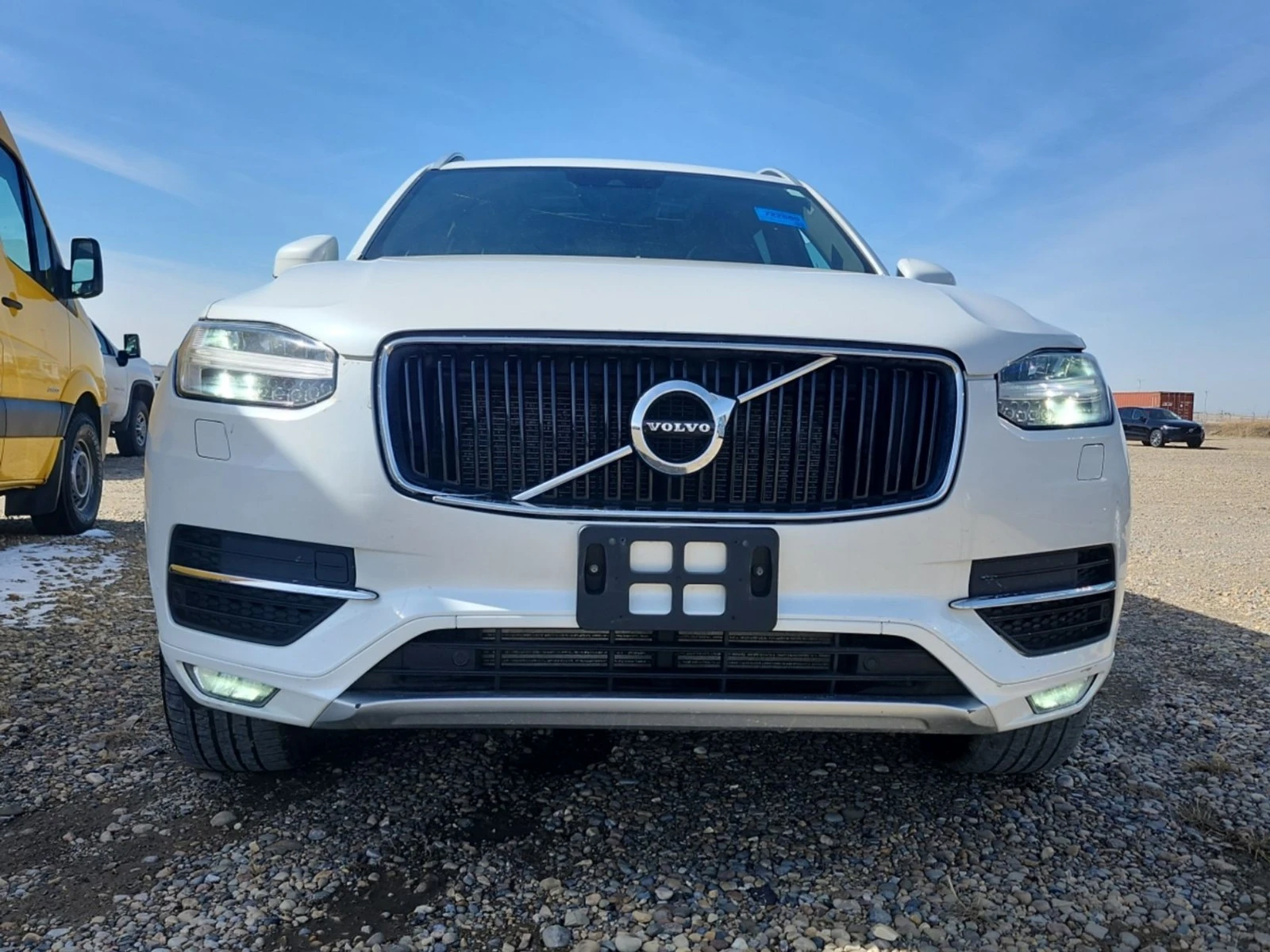 Volvo Xc90 T6 Momentum AWD/Keyless/Lane Assist/B&W, снимка 3 - Автомобили и джипове - 54520216