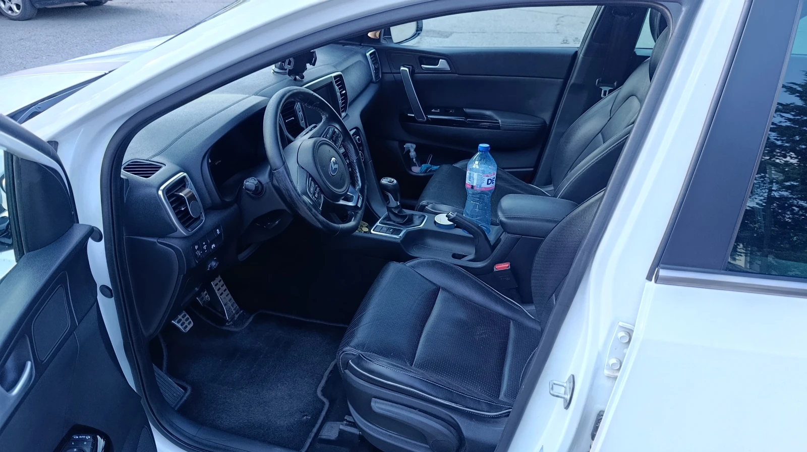 Kia Sportage PANO/NAVI/KEYLESS/PODGREV, снимка 8 - Автомобили и джипове - 55065612