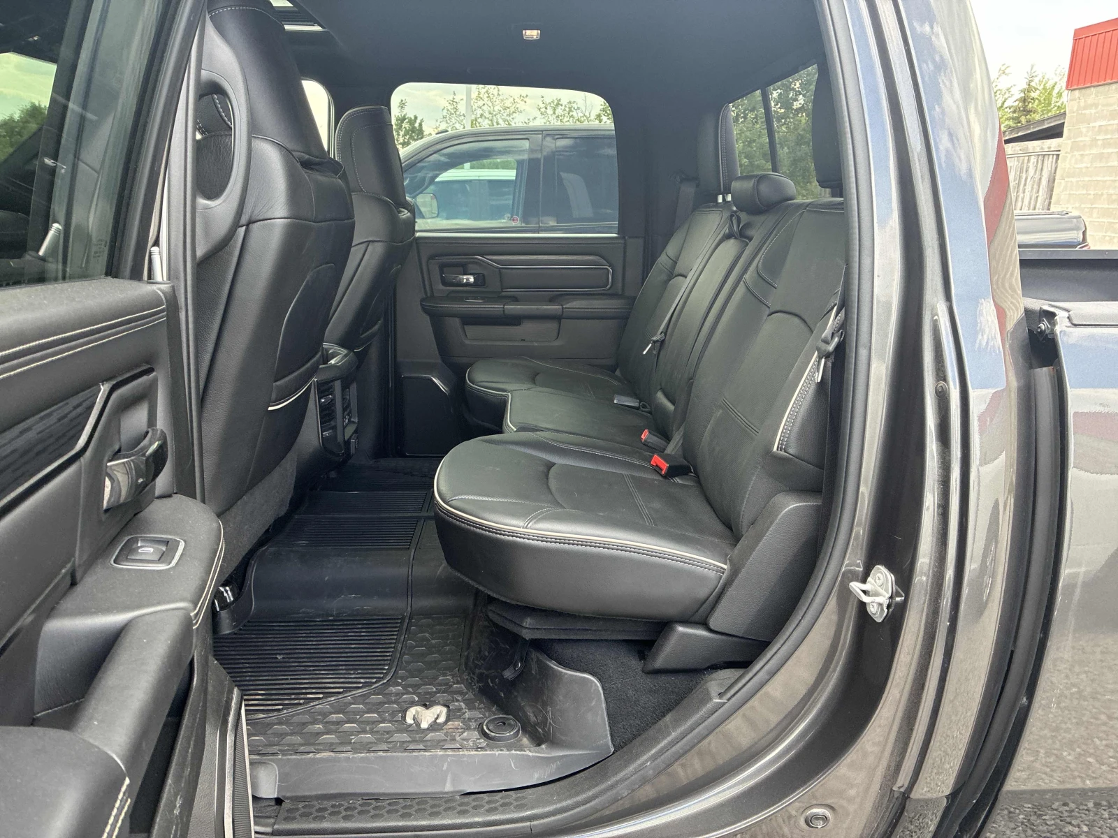 Dodge RAM 2500 Rebel, АВТОКРЕДИТ, снимка 12 - Автомобили и джипове - 55800235