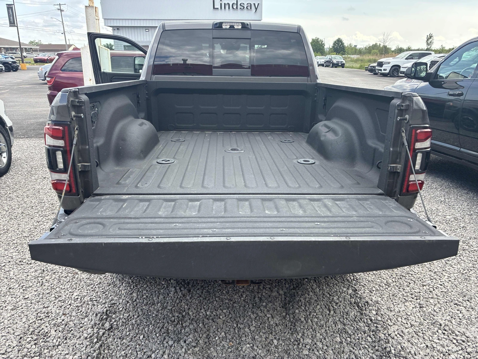 Dodge RAM 2500 Rebel, АВТОКРЕДИТ, снимка 13 - Автомобили и джипове - 55800235