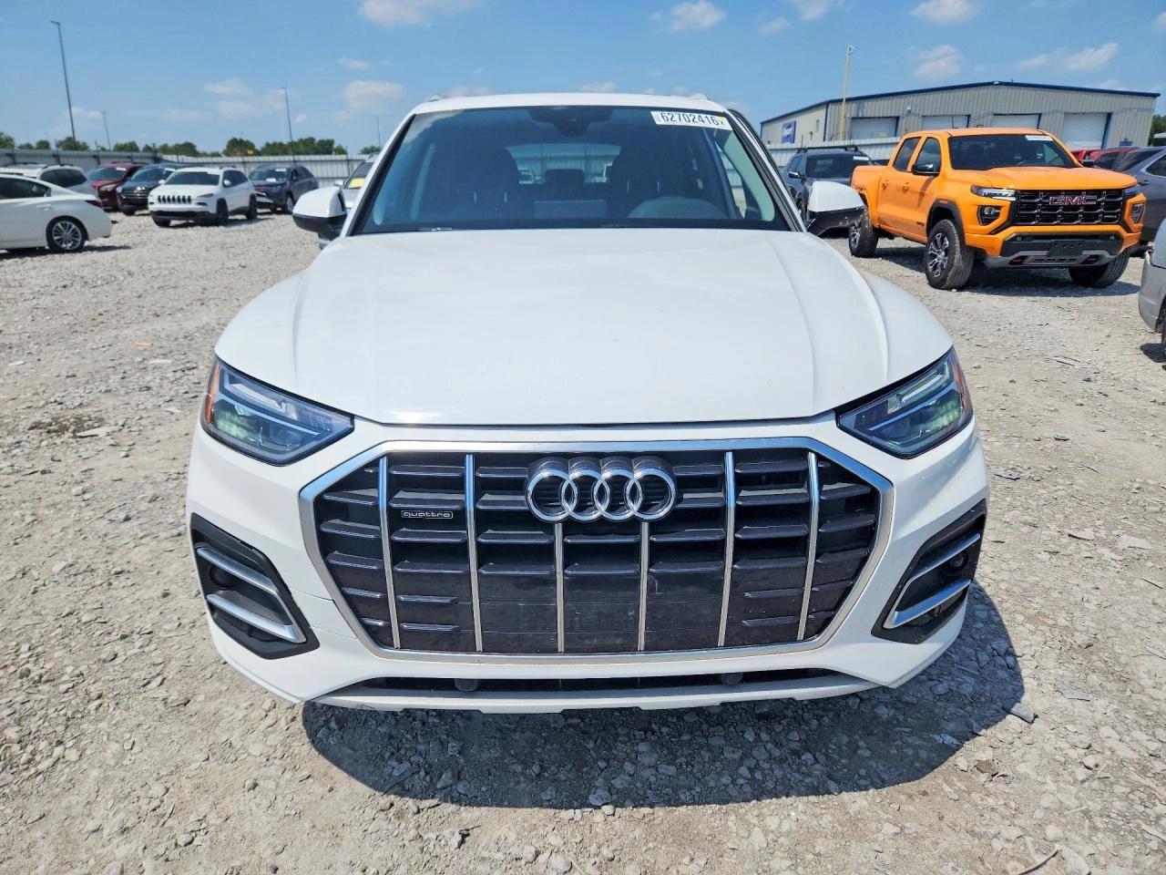 Audi Q5 2.0l Premium, снимка 5 - Автомобили и джипове - 56050539